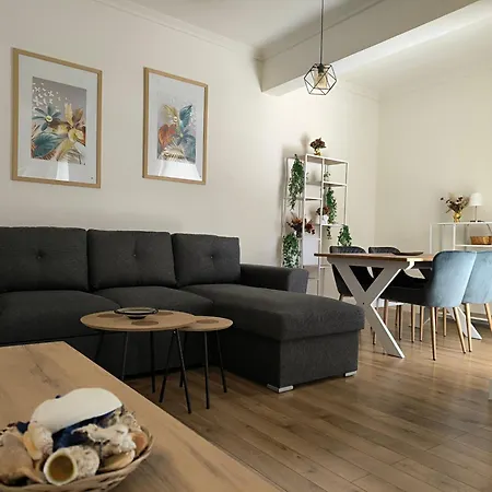 Port View, Veranda, 80 Sqm, Spacious Place For 6 Salonicco Esterno foto