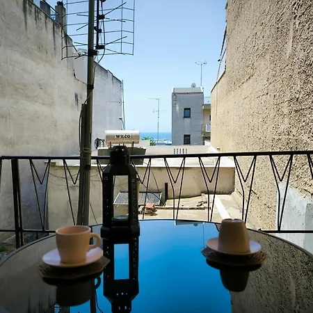 Port View, Veranda, 80 Sqm, Spacious Place For 6 Salonicco Esterno foto