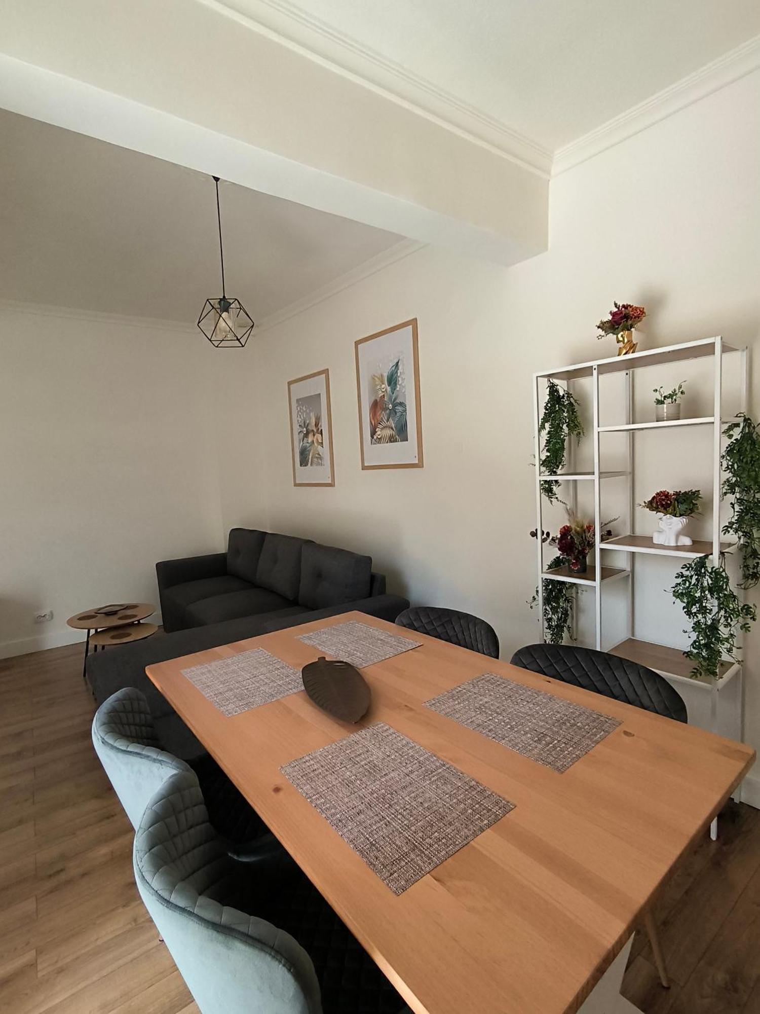 Port View, Veranda, 80 Sqm, Spacious Place For 6 Apartment Thessaloniki