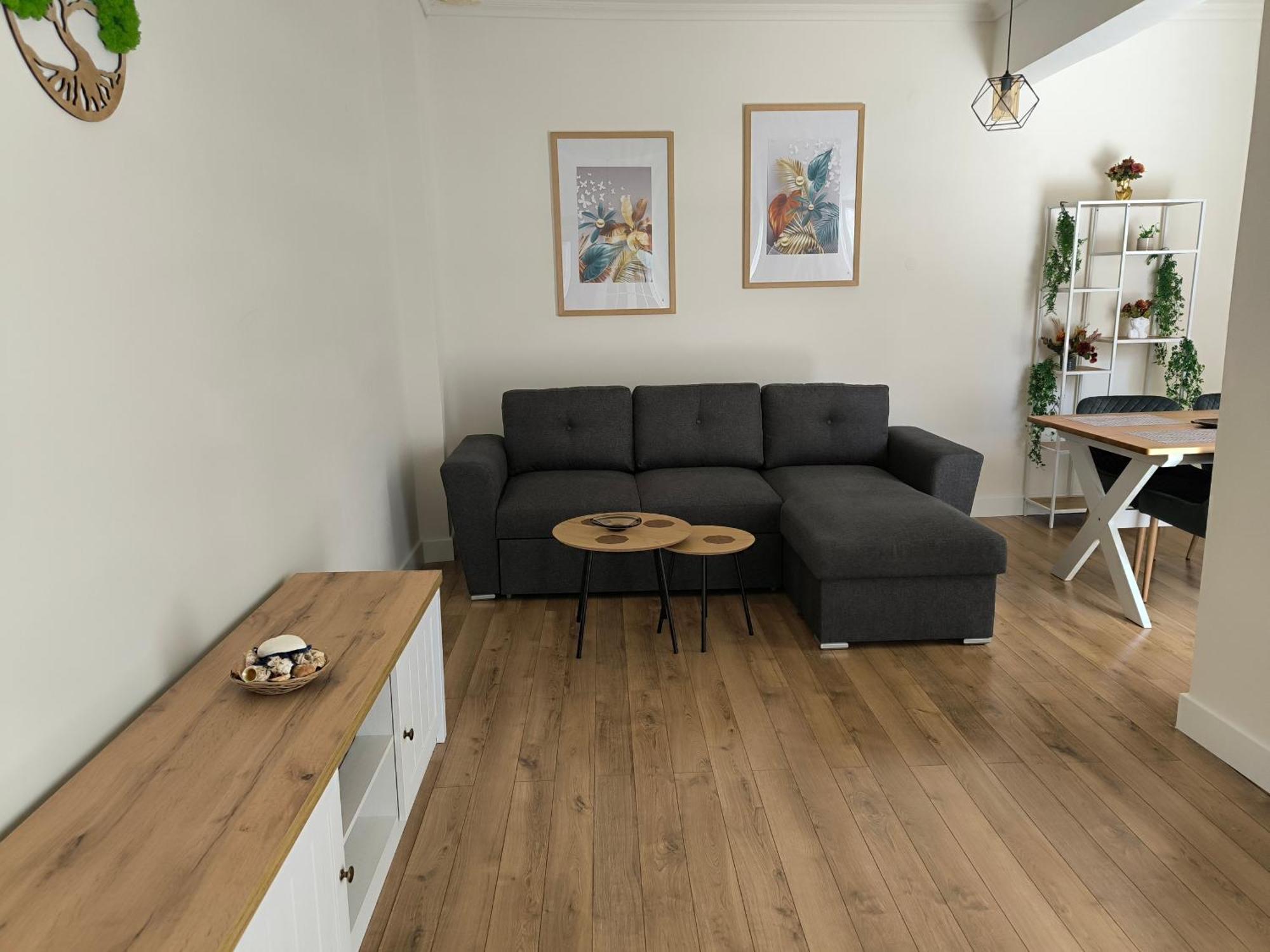Port View, Veranda, 80 Sqm, Spacious Place For 6 Apartment Thessaloniki