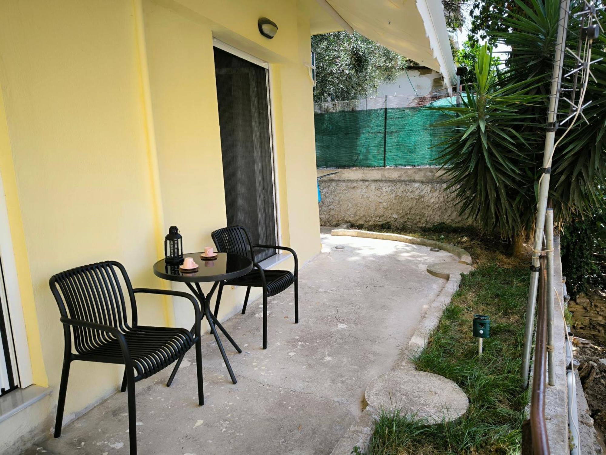 Port View, Veranda, 80 Sqm, Spacious Place For 6 Apartment Thessaloniki