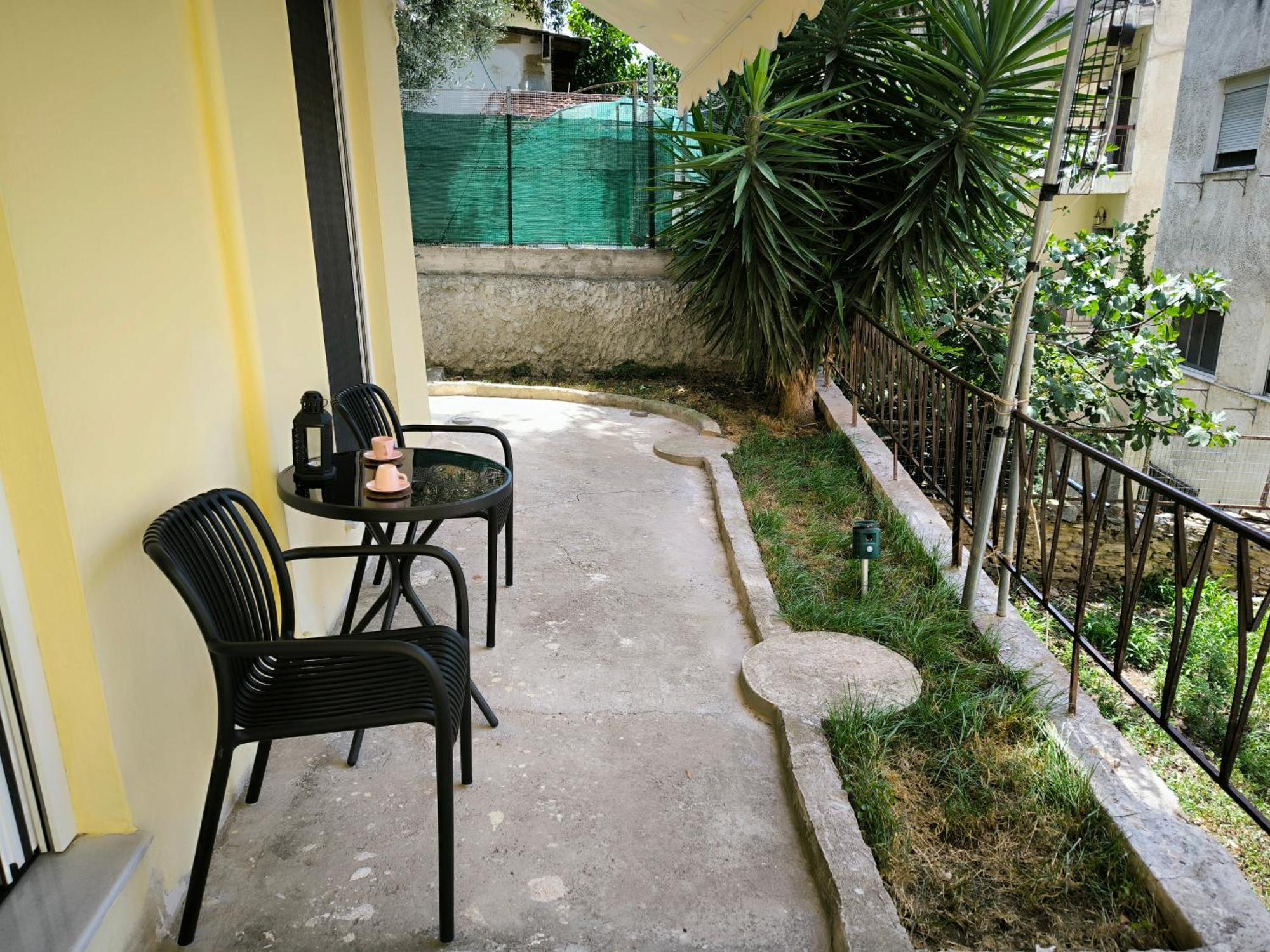 Port View, Veranda, 80 Sqm, Spacious Place For 6 Apartment Thessaloniki
